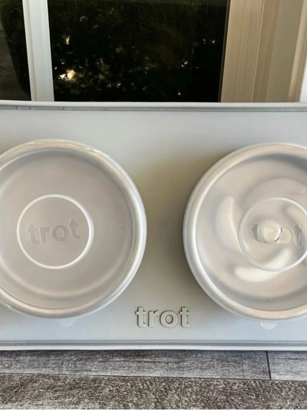 Trot Complete Bowl Set with Mat 2 Stainless Steel Bowls Gray Slow Feeder (Small)